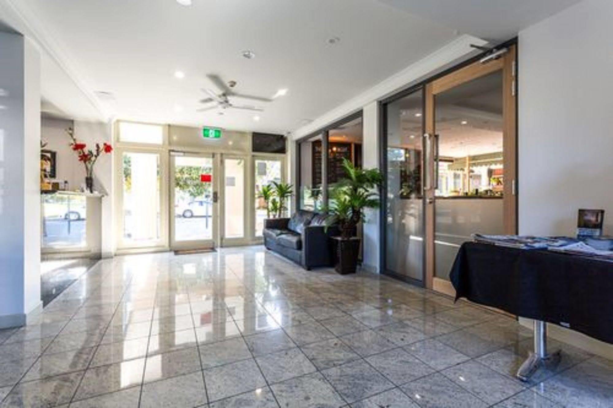 Baileys Parkside Motel By Vetroblu Perth Exterior foto